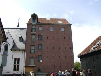 Leuven Ondersteboven