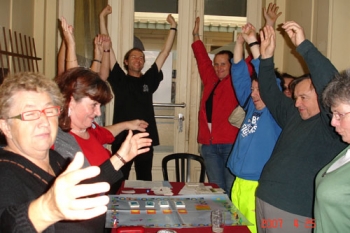 opgaan in spel..